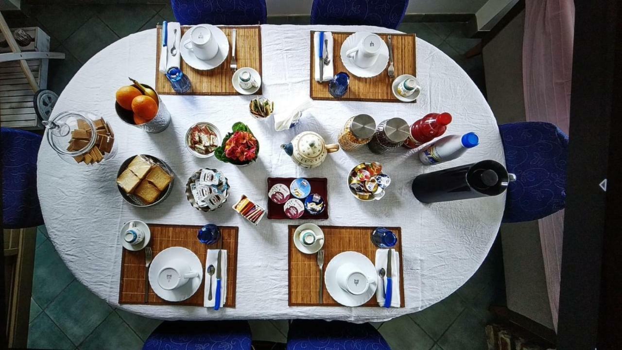 ナポリ La Casa Sui Tetti Bed & Breakfast エクステリア 写真